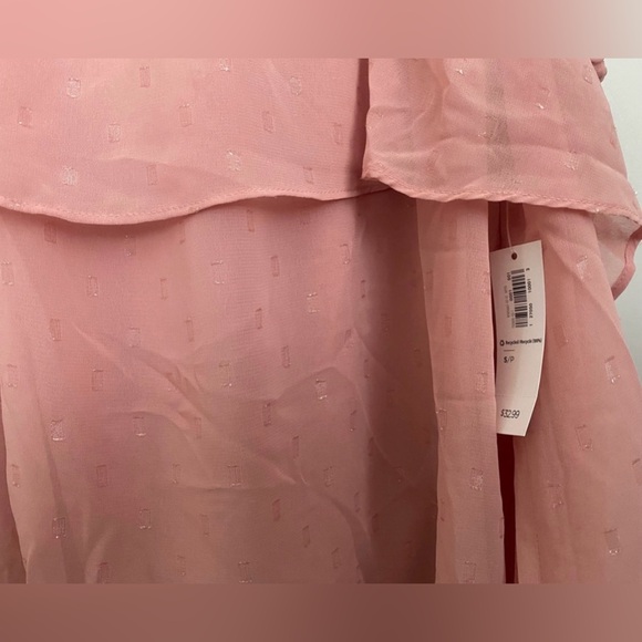 •NWT•Old Navy Metallic Dot Flowy Cold Shoulder Top - Picture 8 of 13